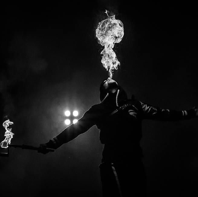 Quarante-Quatre crache du feu au Fire Life Fest 2017, Oujhorod, « Under the spotlight »