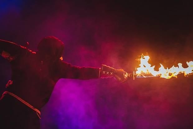 Quarante-Quatre crache du feu au Fire Life Fest 2018, Oujhorod, « À la pointe de l’épée »