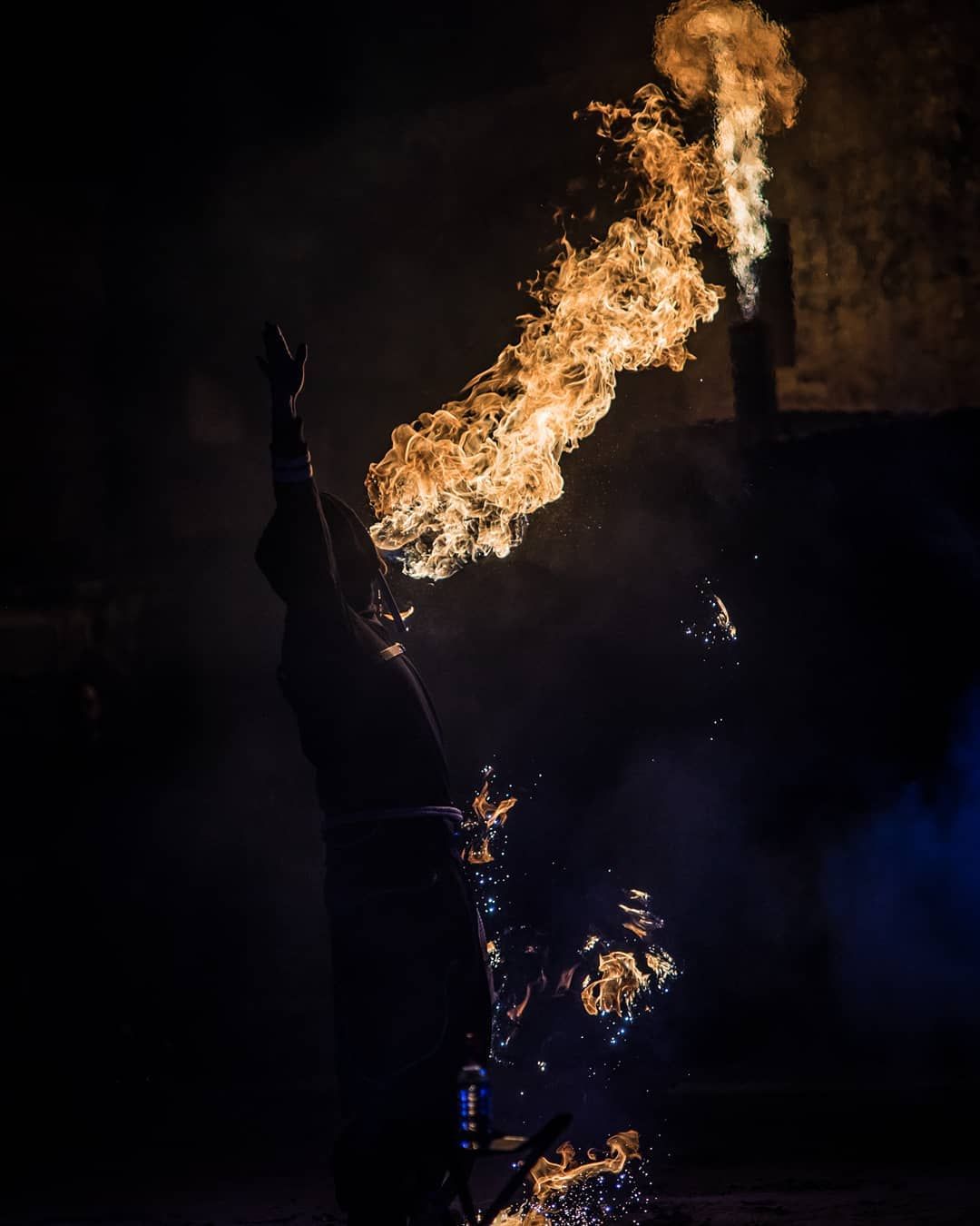 Quarante-Quatre crache du feu à la Graülich Convention Feu 2018, « Flamethrower »