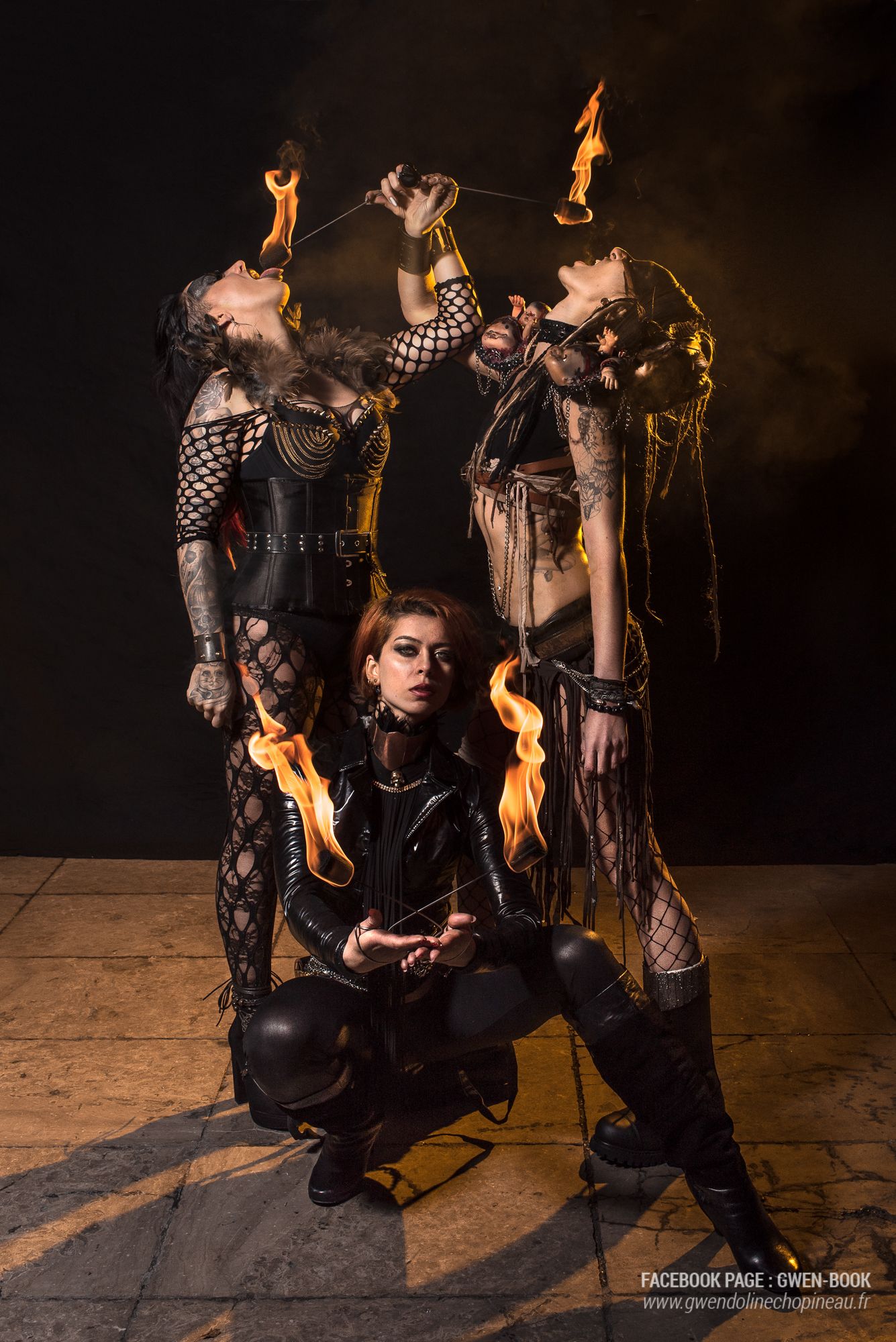 Quarante Quatre cracheur de feu - Trio Mad Pussy Gang