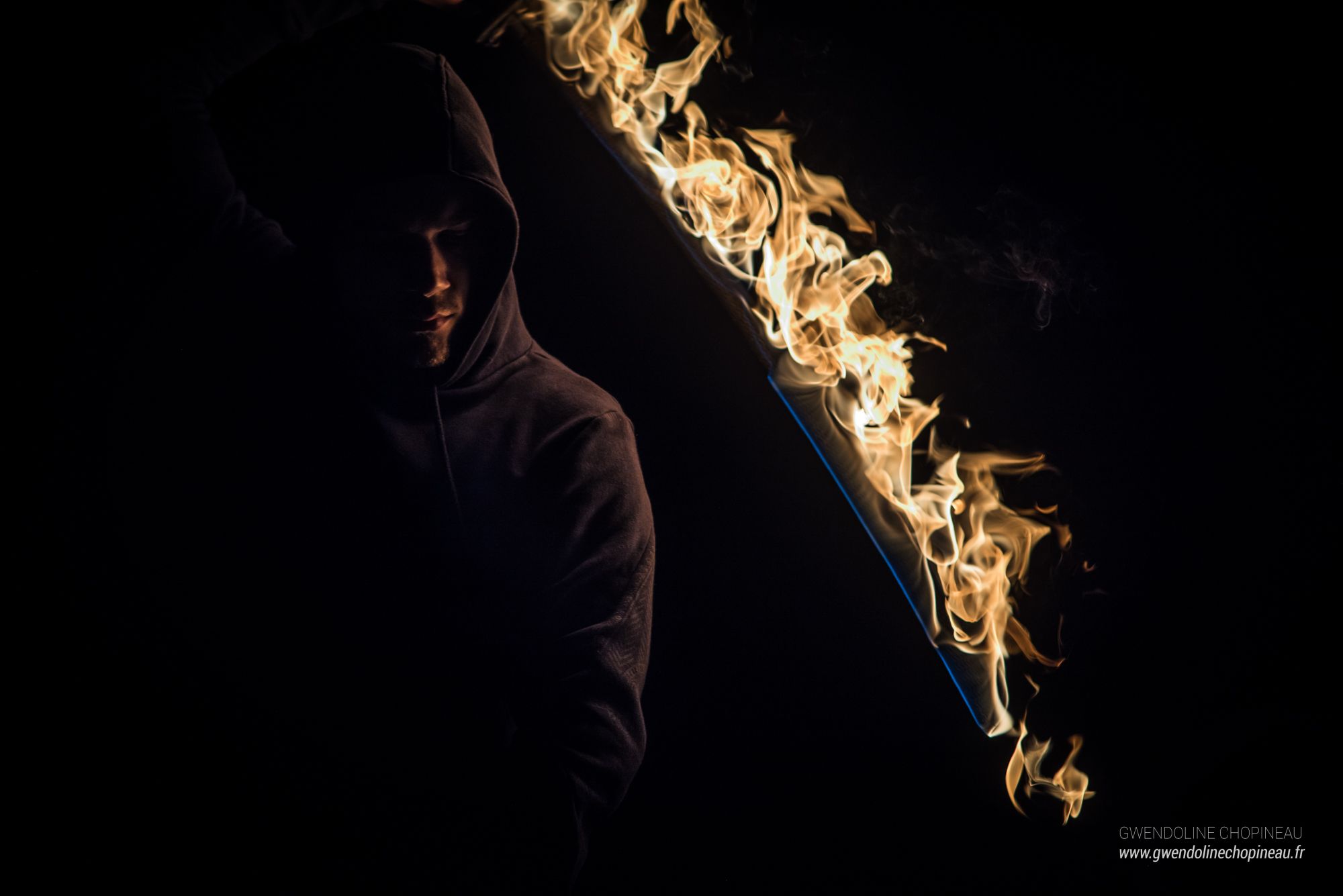 Artemisia 2018 gala: the hooded breather and a burning katana