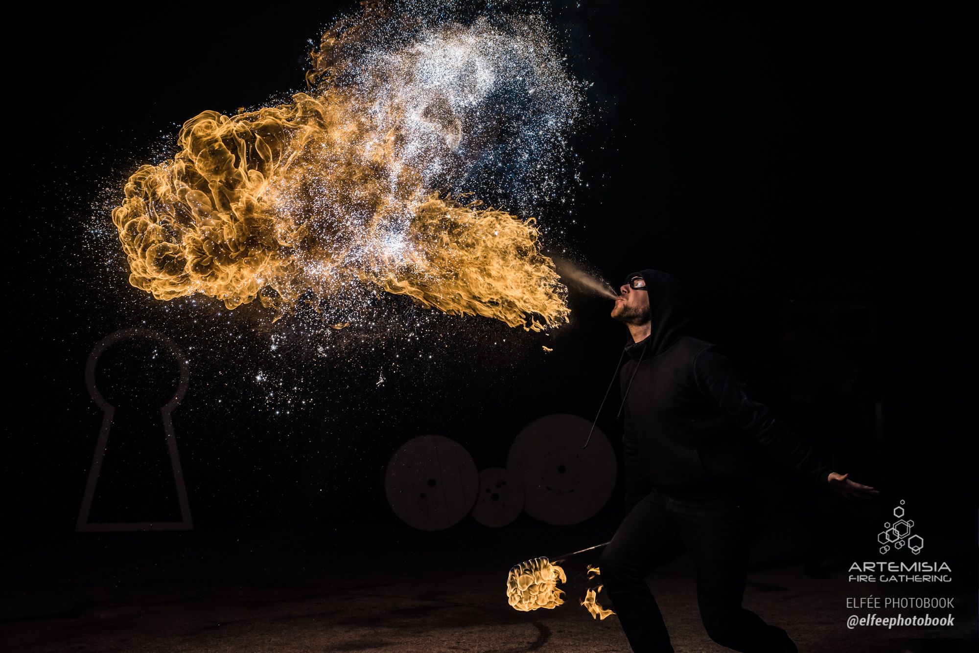 Artemisia 2018 gala: a fireball over a spray of water, katana in hand